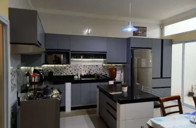 Casa à venda no vasques martins com 3 quartos, em votorantim sp.