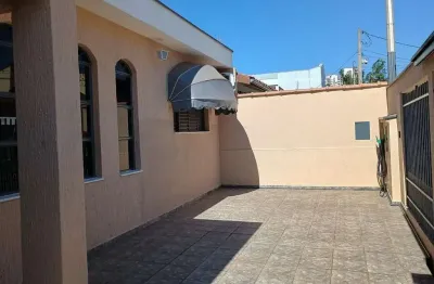 Casa com 3 quartos à venda na Rua João Guariglia, 26, Além Ponte, Sorocaba