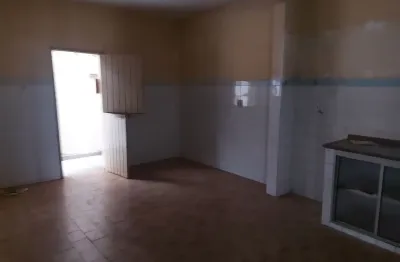 Vendo linda casa em garapu-cabo, próximo ao shopping costa dourada.