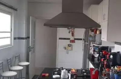 Casa à venda na Rua Amazonas, Santo Antônio, São Caetano do Sul
