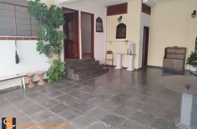 Casa com 4 quartos à venda na Rua Osvaldo Cruz, Santa Paula, São Caetano do Sul