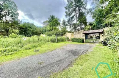 Casa com 4 dormitórios à venda, 428 m² por R$ 1.990.000,00 - Chácara de La Rocca - Carapicuíba/SP