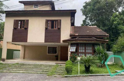 Casa com 3 dormitórios à venda, 300 m² por R$ 1.600.000,00 - São Fernando Residência - Barueri/SP