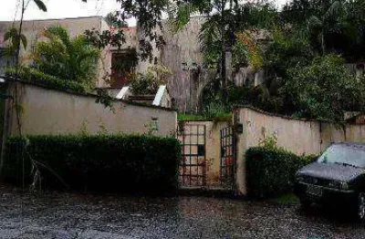 Casa com 6 dormitórios à venda, 892 m² por R$ 914.070,87 - Granja Viana - Cotia/SP