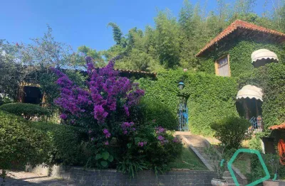 Casa com 5 dormitórios à venda, 550 m² por R$ 1.800.000,00 - Granja Viana - Carapicuíba/SP