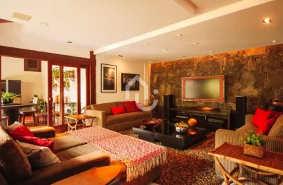 Casa em condomínio fechado com 4 quartos à venda na rua josé carlos pace, jacarepaguá, rio de janeiro, 821 m2 por r$ 2.500.000