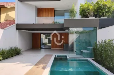 Casa em condomínio fechado com 5 quartos à venda na Rua Benjamim Magalhães, Barra da Tijuca, Rio de Janeiro, 453 m2 por R$ 4.800.000