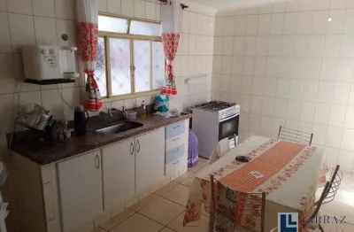 Casa para venda no ipiranga em uma travessa tranquila, 2 dormitorios, garagem em 150 m2 de area total