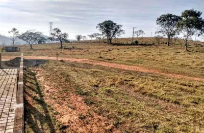 Fazenda para venda na região de são carlos-sp com 64 alqueires na pecuária, casa sede muito boa, boa de agua e completa em benfeitorias