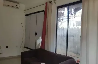 Casa para venda na zona leste no antonio palocci, 3 dormitorios sendo 1 suite, quintal, churrasqueira e piscina em 300 m2 de área total