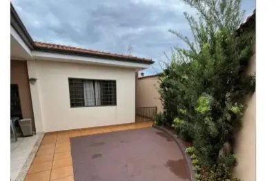 Linda casa para venda no quintino ii / simioni, 2 dormitorios sendo 1 suite, varanda gourmet, ótimo acabamento em 140 m2 construidos, ótima localizaçã