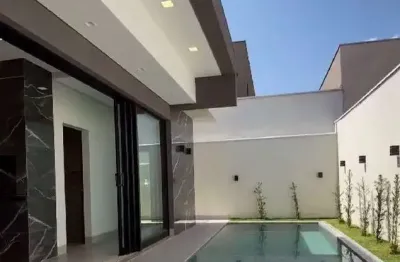Linda casa nova para venda na vila do golfe, cond. quinta dos ventos, 3 suites 1 master mais escritório gourmet e piscina em 336 m2 de área total. laz