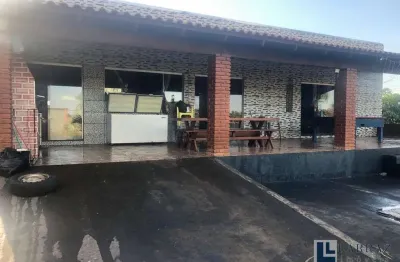 Oportunidade. ótima chácara para venda em cajuru-sp, na beira da rodovia, casa com 2 dormitorios, gourmet e piscina em 1.800 m2 total