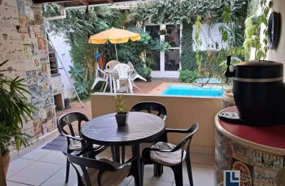 Casa para venda no santa cruz, na rua humaita, 2 dormitorios com suíte, varanda gourmet e piscina em 179 m2 total