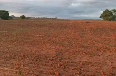 Fazenda dupla aptidao para venda na região de barra do garças-mt com 990 hectares, montada na pecuária, rica em agua e benfeitorias