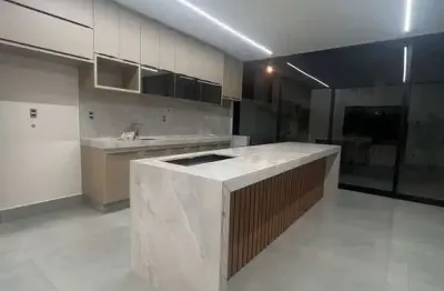 Linda casa nova alto padrão no charmoso condominio quinta da mata 2 com 3 suites, varanda e piscina em 250 m2 de área total