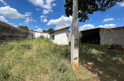 Oportunidade. casa para para venda em bauru-sp no parque jaragua, 1 dormitorio, 24 m2 construidos em um terreno de 125 m2