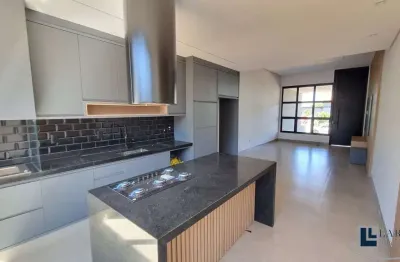 Linda casa nova alto padrão para venda na zona sul, cond vivendas da mata, ilha aroeira, 3 suites, gourmet e piscina, 159 m2 construidos em um terreno