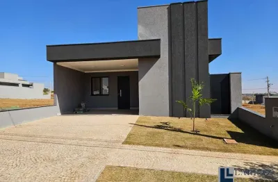Linda casa nova alto padrão para venda no charmoso condomínio quinta da mata 2 com 3 suítes, gourmet e piscina em 250 m2 de área total