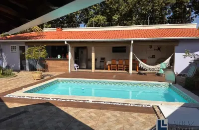 Casa diferenciada para venda no villa ditalia, 3 dormitorios 1 suite, varanda gourmet e piscina em 409 m2 total, lazer completo e segurança 24h