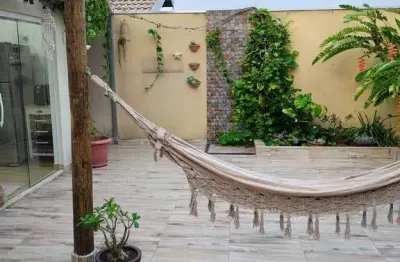 Linda casa para venda no parque das oliveiras / cristo redentor, toda reformada, ótimo acabamento, 2 dormitórios, área gourmet em 160 m2 de área total