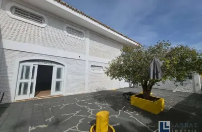 Amplo sobrado completamente reformada para venda ou locação na ribeirania, 5 suites, amplo quintal em 710 m2 construidos