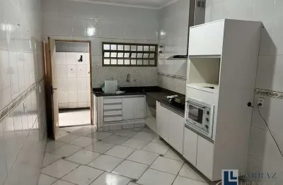 Ótima casa para venda no parque dos servidores, zona leste, 2 dormitorios com suíte, varanda gourmet, 2 vagas em 129 m2 construidos