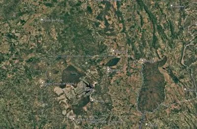 Fazenda para venda na região de brasilia-df com 1.890 hectares sendo 1.200 hectares para lavoura com irrigação e outorga, rica em agua, beira do asfal