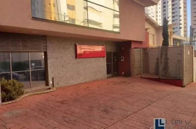 Predio comercial para locação no centro de ribeirão preto, mais de 10 salas, completo, 10 vagas em frente, 579 m2 construidos. ideal para grandes empr