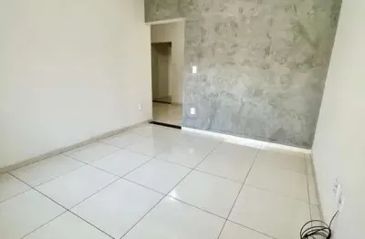 Lindo apartamento térreo com quintal para venda em franca no pq das esmeraldas, 2 dormitorios com suíte em 70 m2 privativos, armários planejados