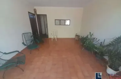 Ótima casa para venda no alexandre balbo, ao lado do pq tom jobim, 3 dormitorios, edícula completa, amplo quintal em 200 m2 de área total