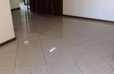 Lindo apartamento todo reformado para venda no jardim paulista, ótima localização, 2 dormitorios sendo 1 suite, 2 vagas em 73 m² de area útil