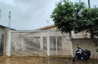 Oportunidade. casa para venda em jose bonifacio-sp no centro, 2 dormitotrios, area construida 155 m2 em um terreno de 335 m2(*somente a vista*) .