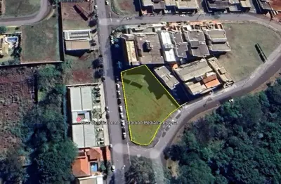 Excelente terreno comercial para locação na paschoal bardaro, a rua comercial mais nobre de ribeirão preto na zona sul, area 1.762 m2, terreno de esqu
