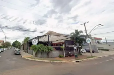 Excelente ponto comercial para locação na av. joao fiusa, de esquina, área do terreno 399 m2, com 14 m de frente para a fiusa