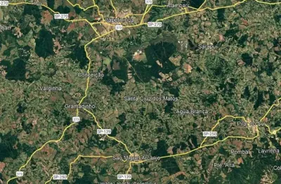 Excelente sitio para venda na região de itapetininga-sp com 8,90 alqueires, aproveitamento 80%, boa de agua e benfeitorias