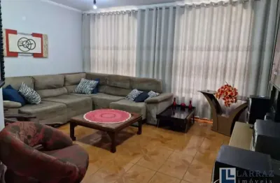 Ótima casa para venda no Cidade Universitaria, 3 dormitorios sendo 2 suites, piscina, varanda gourmet, 265 m2 construidos em um terreno de 420 m2