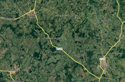 Sitio para venda na região de cajuru / mococa-sp, total 19 alqueires sendo 18 alqueires agricultáveis, porteira fechada, veículos e implementos