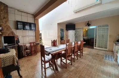 Casa para venda nos campos eliseos, 4 dormitorios sendo 1 suite 2 vagas de garagem, varanda gourmet em 290 m2 de area total