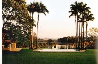 Lindo sitio de cinema para venda em jaguariuna-sp, com 3,7 alqueires e mais de 1.500 m2 de area construída, 9 suites e muito lazer,  vista maravilhosa