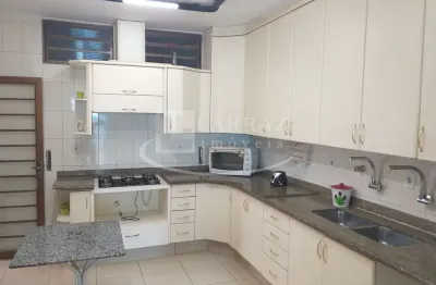 Casa para venda no jardim paulista, 4 suites, completo em armários, 4 vagas em 264 m2 de area total
