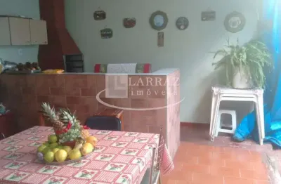 Casa para venda no marincek, 3 dormitorios sendo 1 suite, varanda gourmet com churrasqueira em uma area total de 200 m2