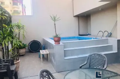 Ótima cobertura para venda no centro proxima ao santa ursula, 2 dormitorios sendo 1 suite, terraço gourmet com piscina em 160 m² privativos