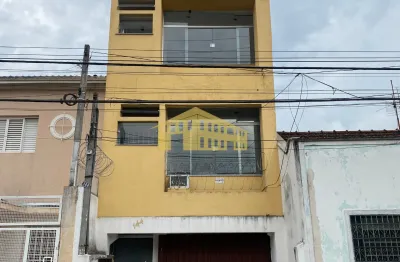 Sala comercial com 5 salas para alugar no Centro, Taubaté 