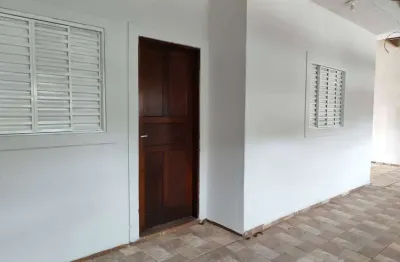 Casa com 2 dormitórios em aparecida sp, terreno 250m2.