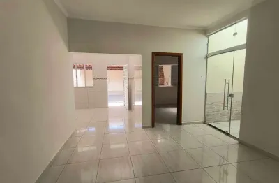 Casa com 3 dormitórios sendo 1 suíte no centro em potim sp.
