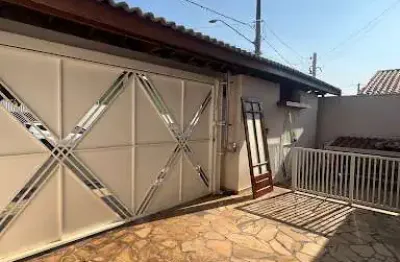 Sobrado com 3 dormitórios sendo 1 suite à venda, 270 m² por r$ 950.000 - jardim regina - indaiatuba/sp