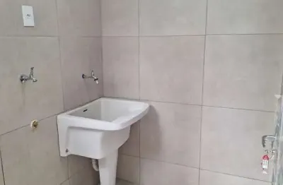 Casa com 1 quarto para alugar na Rua São Jerônimo da Serra, 218, Jardim Jovaia, Guarulhos