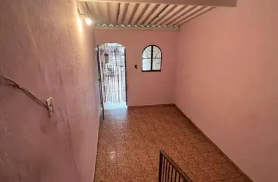 Casa com 2 quartos à venda na Rua Sílvio Barbosa, 358, Jardim Rosa de Franca, Guarulhos