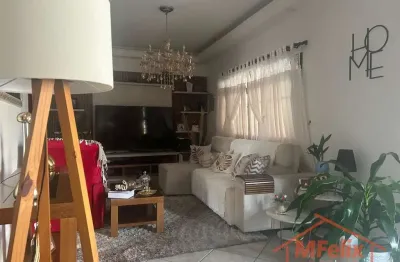 Casa com 3 quartos à venda na Rua Ribeira do Amparo, 57, Jardim Presidente Dutra, Guarulhos